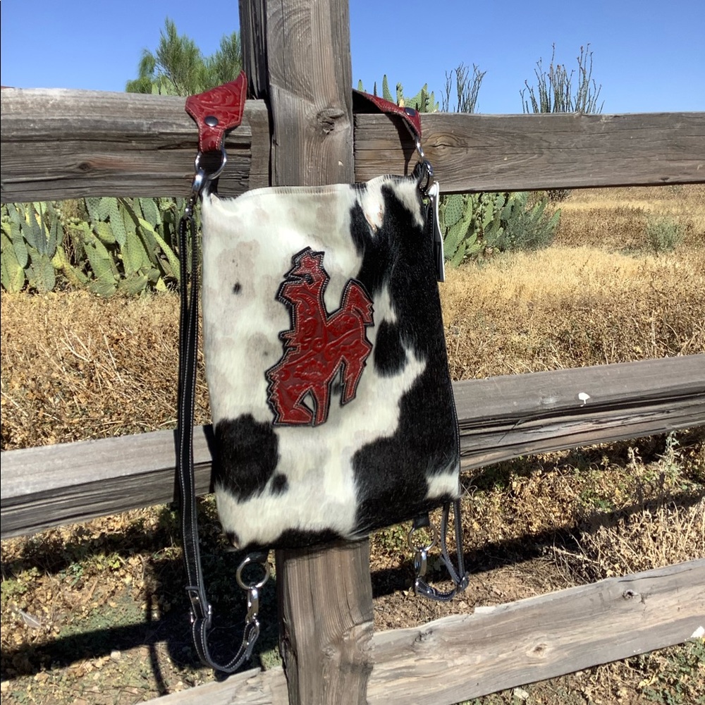 NEW HCC Let’er Buck Bag-Pack Black & White Hairon